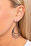 Trendy TIER-Drops - Black Earrings - Paparazzi Accessories Earrings Bedazzle Me Pretty Mobile Fashion Boutique