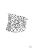Villa Vibe - Silver Ring - Paparazzi Accessories Ring Bedazzle Me Pretty Mobile Fashion Boutique
